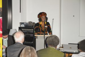 Antonia Mundi Moderatorin des 20 jahre Africa Postive-Events